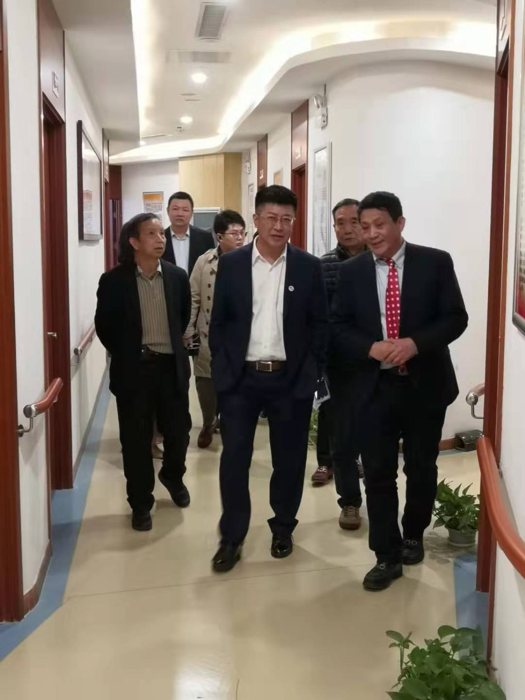 微信图片_20191107094951.jpg